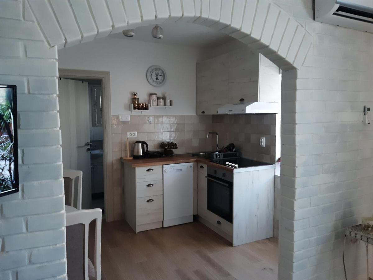 Old Marine House Apartment Тиват Екстериор снимка