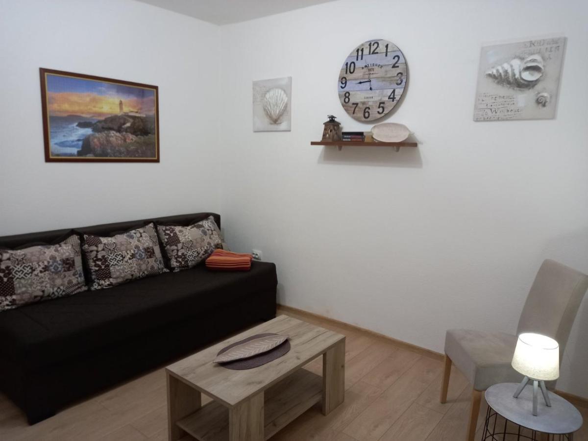 Old Marine House Apartment Тиват Екстериор снимка
