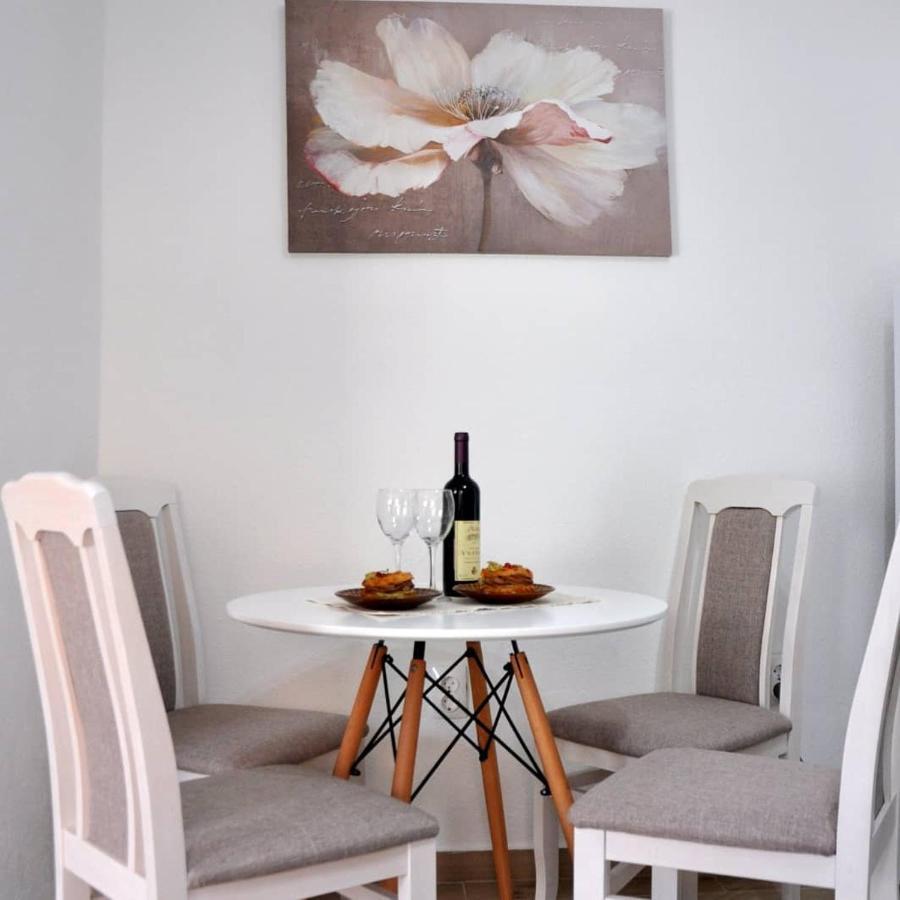 Old Marine House Apartment Тиват Екстериор снимка