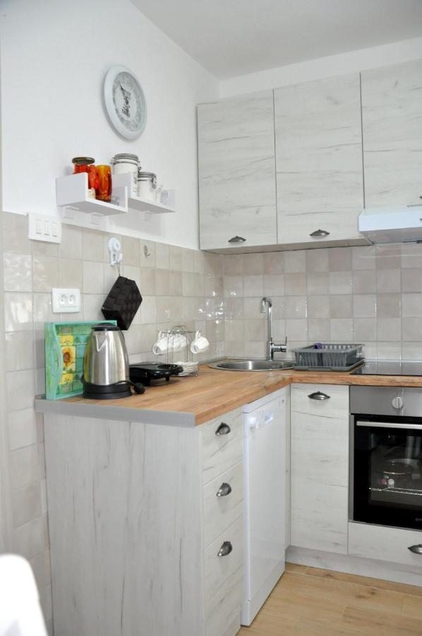 Old Marine House Apartment Тиват Екстериор снимка