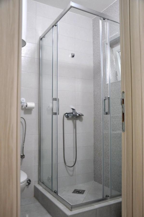 Old Marine House Apartment Тиват Екстериор снимка