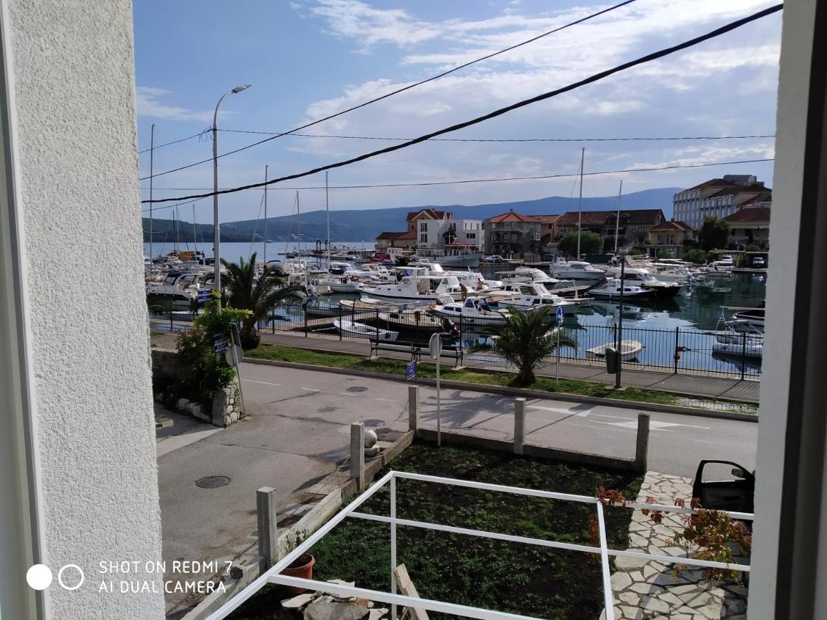 Old Marine House Apartment Тиват Екстериор снимка